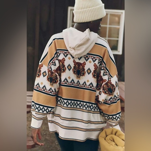 Free People Movement Sprint To The Finish Tiger Printed Hoodie - NWOT - Picture 12 of 12